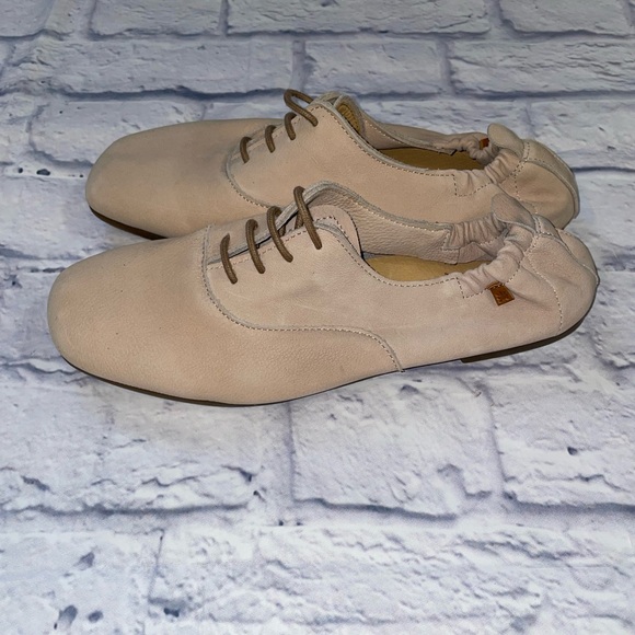 El Naturalista N5537 Women's Moccasin - Picture 3 of 8